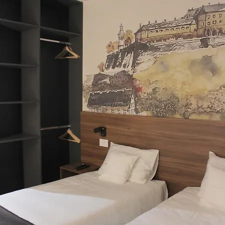 Tvrdjava - 4* Novi Sad